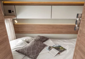 Schlafbereich von einem Wohnmobil